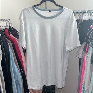 Lululemon Athletica The Fundamental T XL